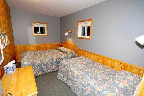 Spectacle Lake Lodge Bancroft Eksteriør bilde